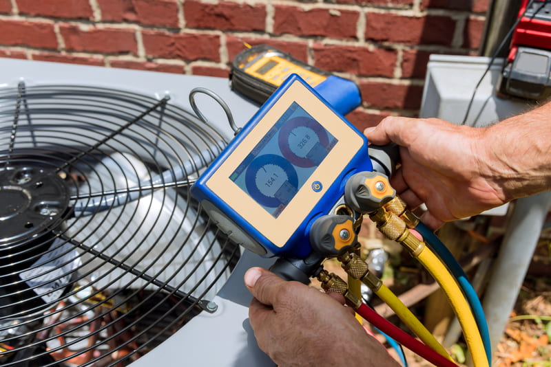 3 Things to Look For When Selecting an HVAC or AC Specialist - McMillin Air - Air Conditioning Services - Featured Image