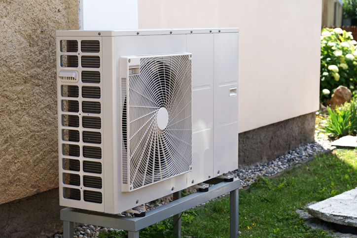 The image represents what is a heat pump and how it work.